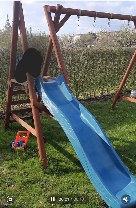 Huśtawka ogrodowa drewniana