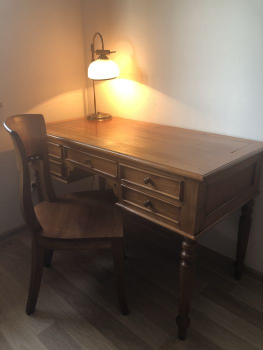 Biurko z drewna tekowego