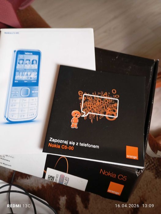 Nokia C5+ładowarka,usb,słuchawki,instrukcja Łódż