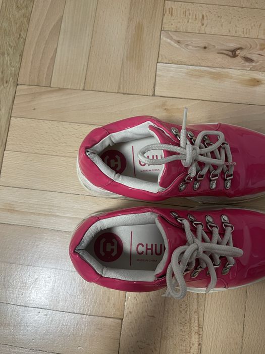 Рожеві кросівки cropp 38 кроси