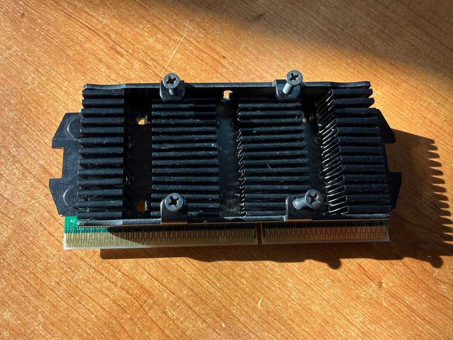 Processador Intel Celeron 266 MHz Slot 1 (SL2SY) - SEPP, sem ventoinha