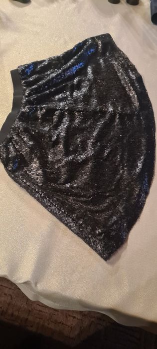 Spódnica czarna cekiny roz.38 Reserved