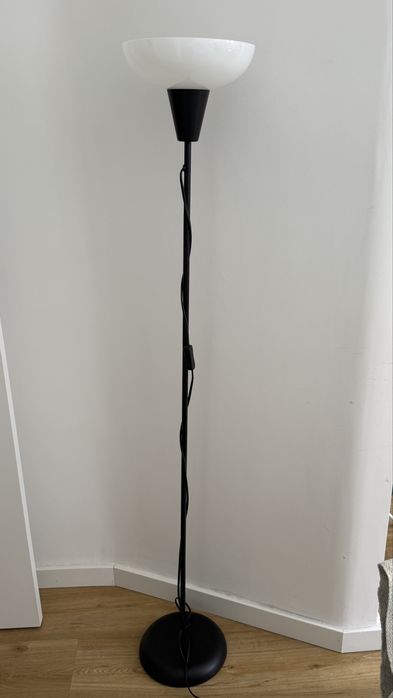 Candeeiro de pé Ikea