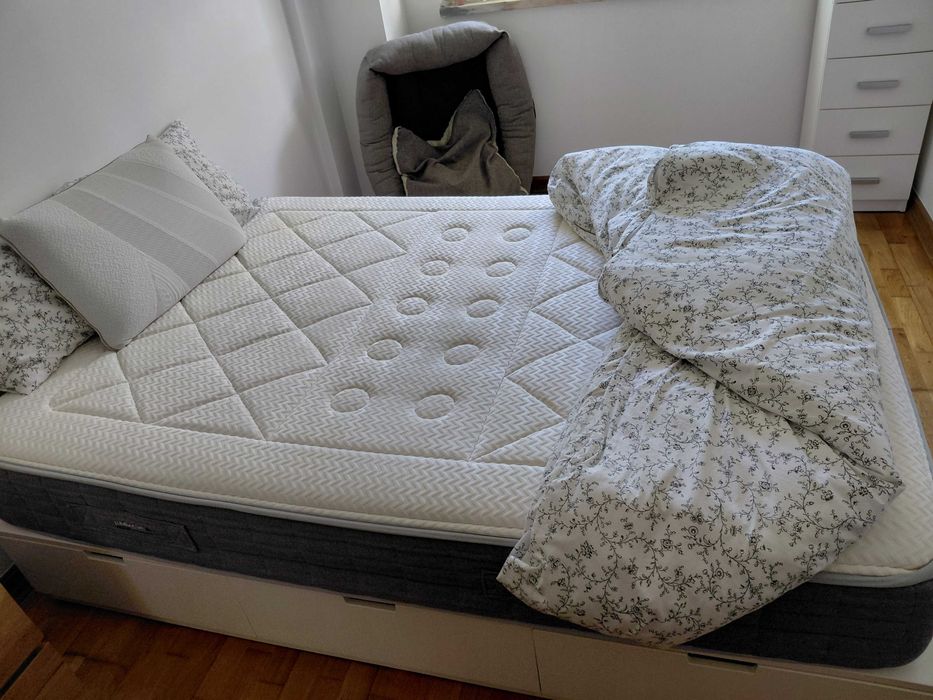 Colchão Ortopédico + estrutura cama IKEA