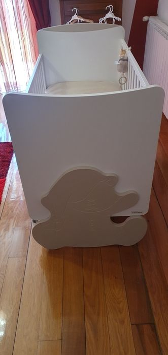 Cama de bebé Trama + colchão Trama