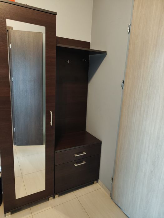 Szafa do przedpokoju