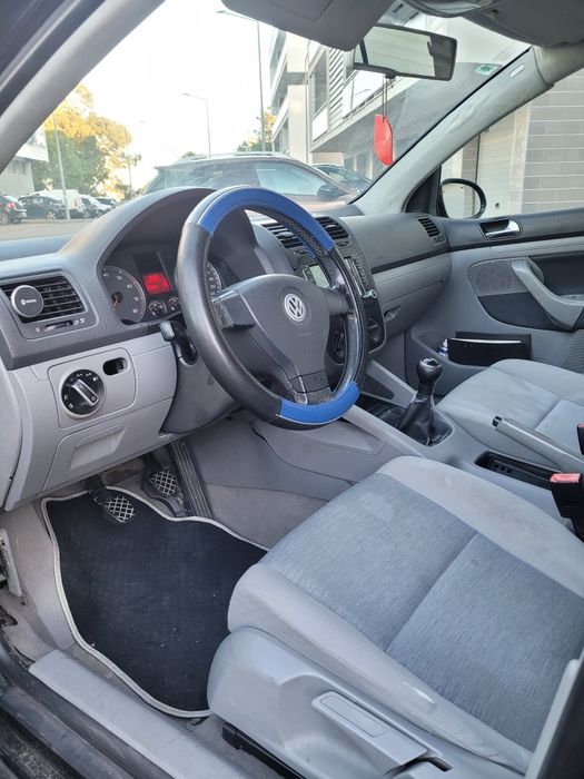 Volkswagen Golf V 1.4 gasolina
