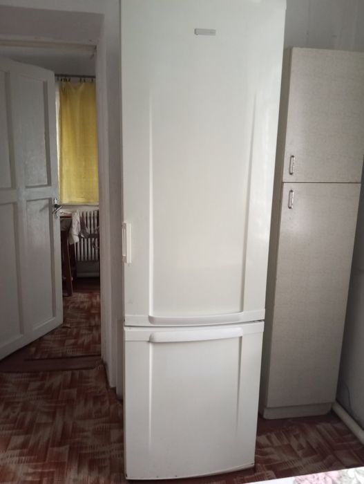 Холодильник Electrolux