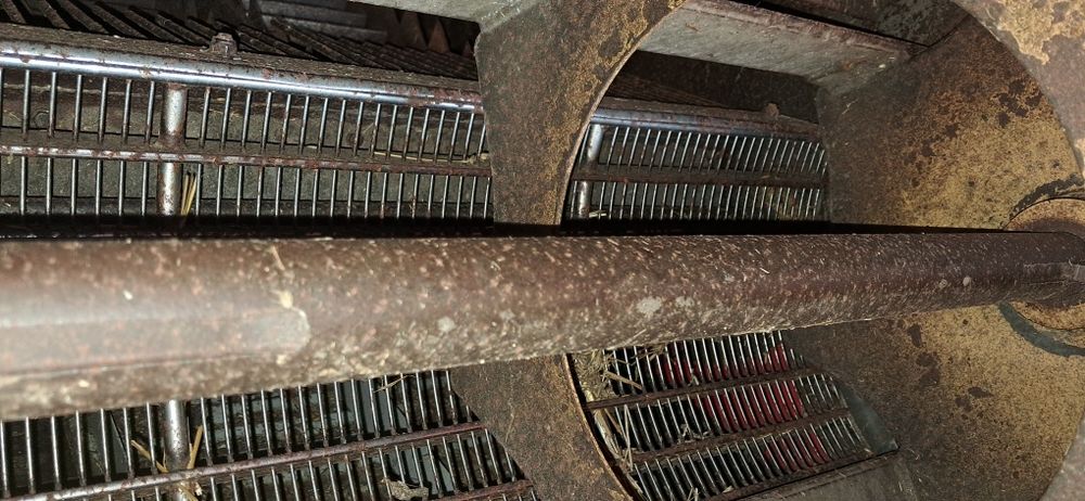 Комбайн Massey Ferguson 330!