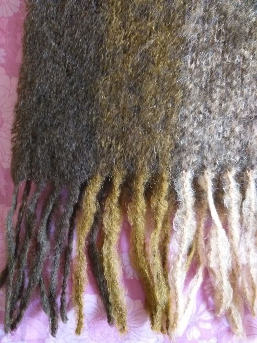 Продаю Шарф, махеровий.