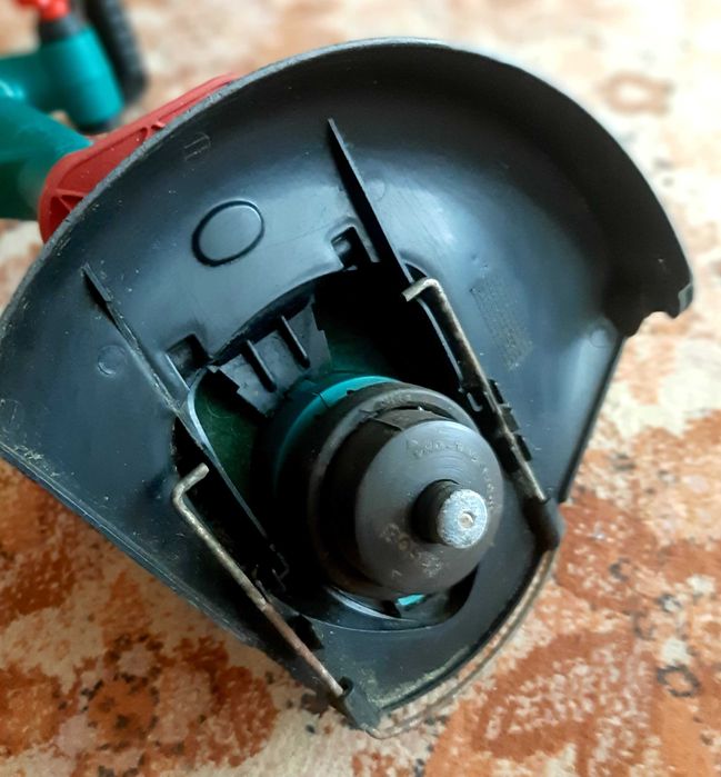 Тример Bosch ART 30 Combitrim. Приобретен в Германии.