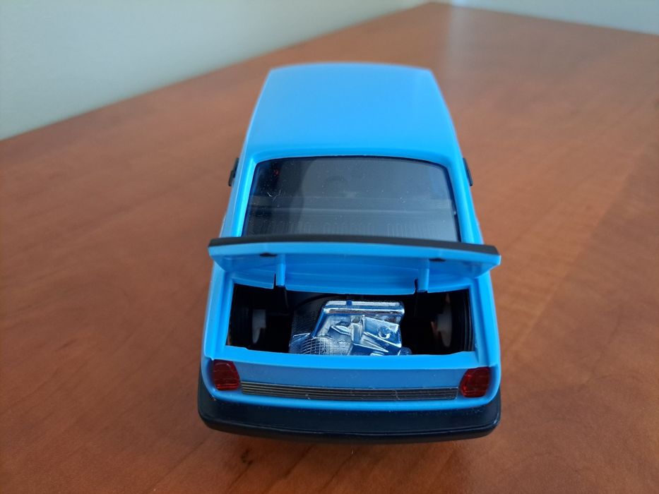 Samochodzik Kolekcjonerski Skoda 120L z czasów PRL-u, Škoda 120L