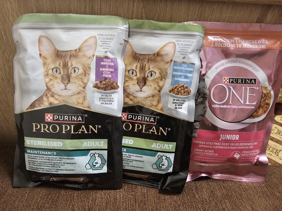 Продам вологий корм для стерелизованых котів та для коше