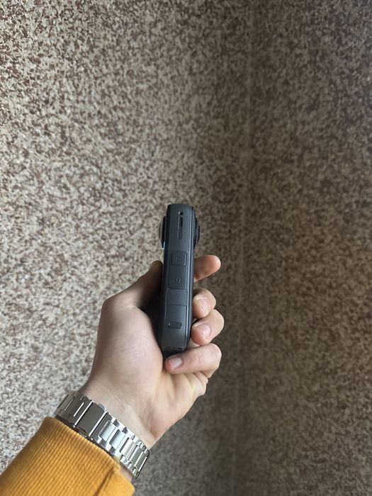 Новенька Insta 360 x5