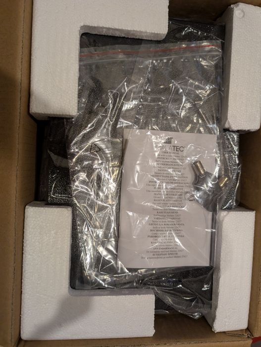 електронний сейф Malatec Electronic Safe Box (модель 22627).