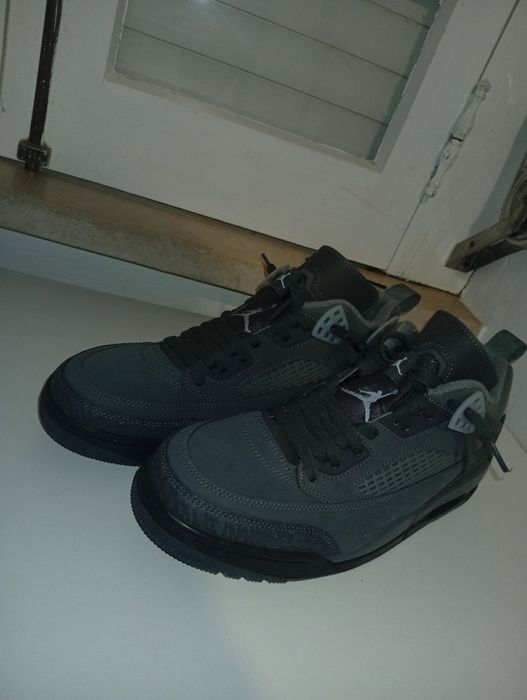 Jordan spikezie cinzas