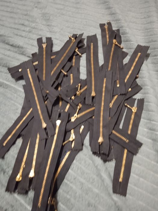 Змейка металическая.14 сантиметров.