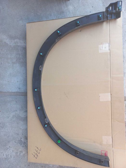 Накладка крила (права)