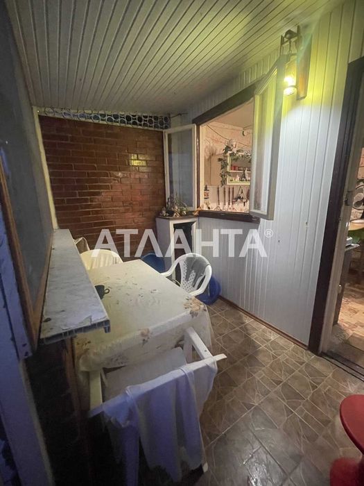 Дом-дачу , на берегу моря, в Новой Дофиновке.