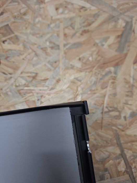 Podświetlana szafka LED z lustrem do łazienki 50 x 70 cm