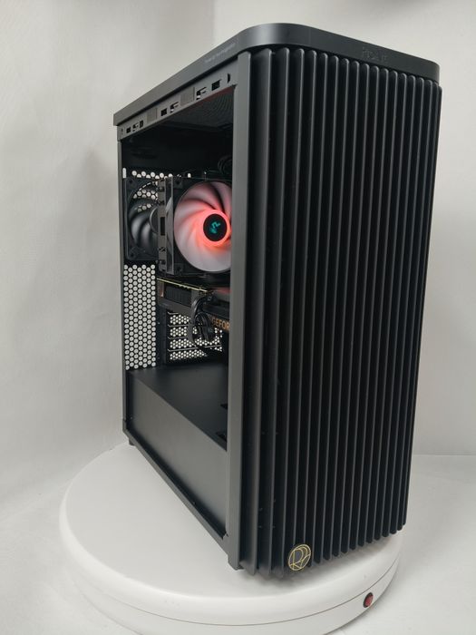 Komputer Gamingowy i9-14900,32 GB RAM DDR5,RTX 5070 Ti 16 GB,Win 11