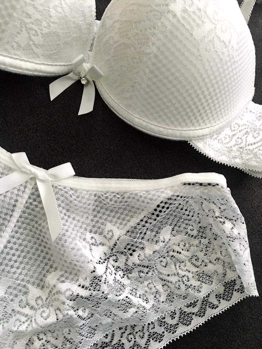 Biustonosz push-up 75b komplet erotyczny koronka biały