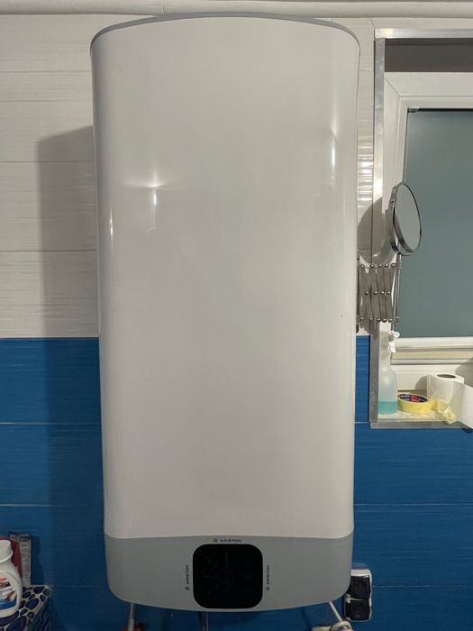 Bojler Ariston 80l bialy