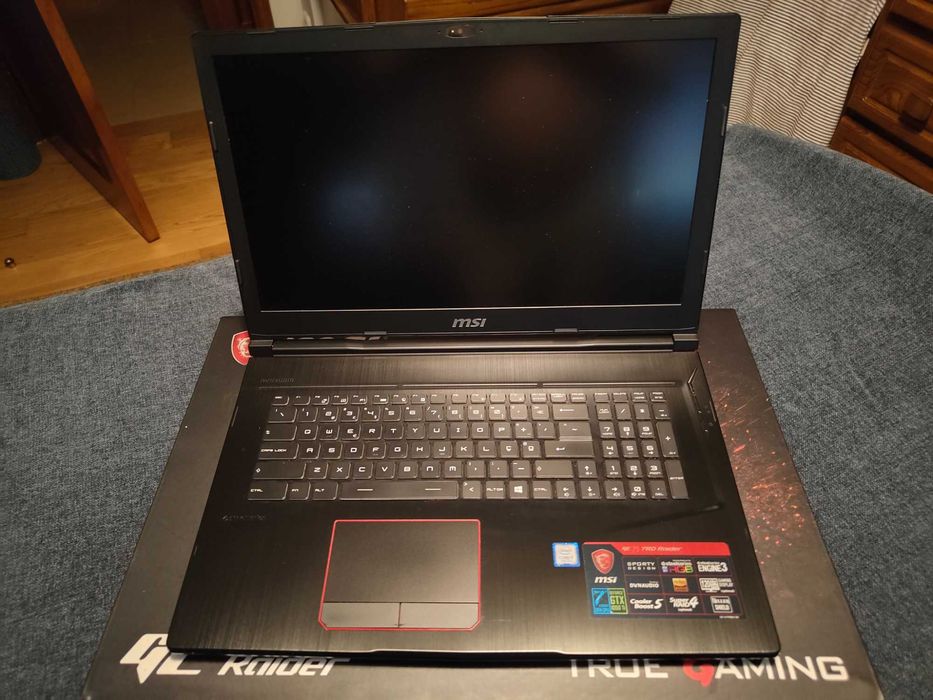 Portátil MSI GE73 7RD