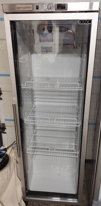 Arca vertical Refrigeradora