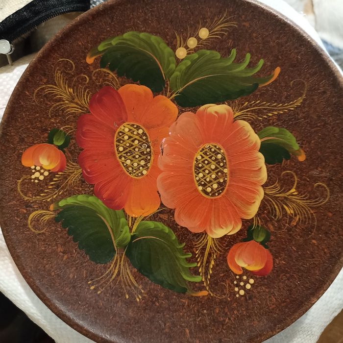 Тарелка настенная Петриковская роспись,бакелит.