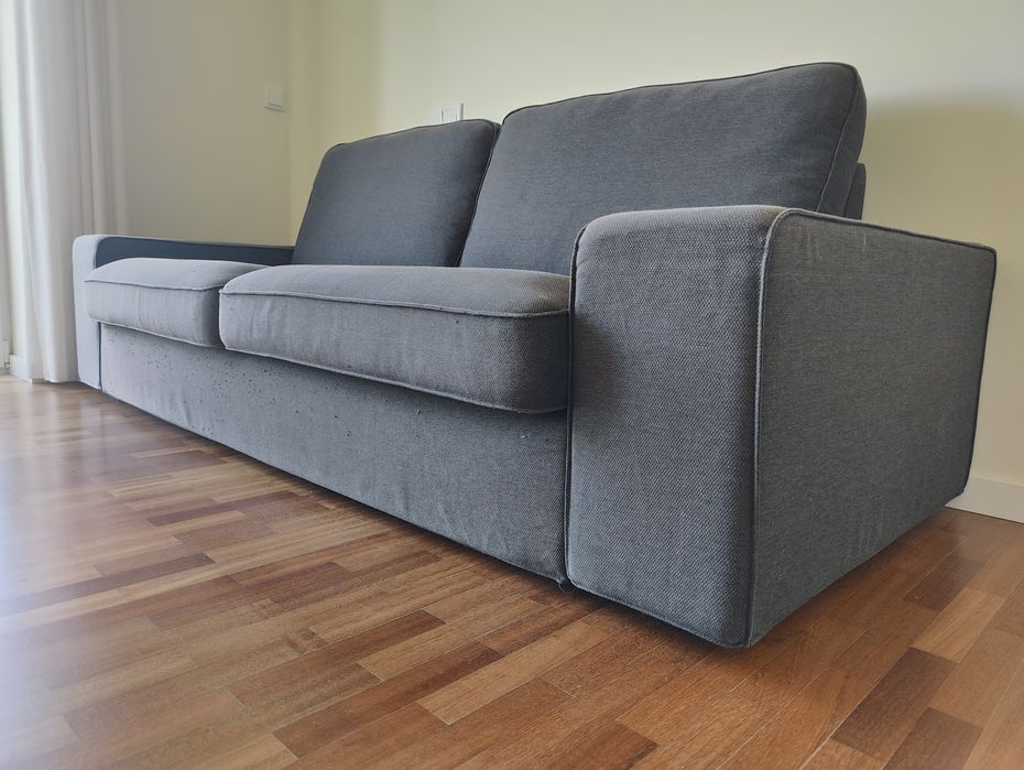 Sofá Kivik IKEA - 3 Lugares Cinzento Escuro (antracite)