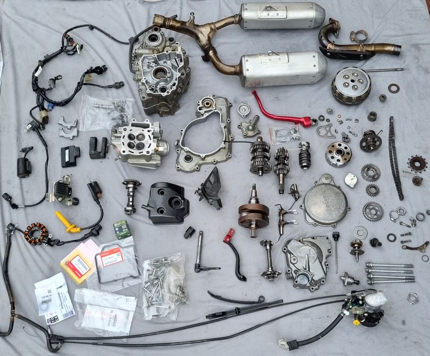 Czesci Silnik HONDA CRF 250  2010 - 2017r Wtrysk / 450  2014r głowica