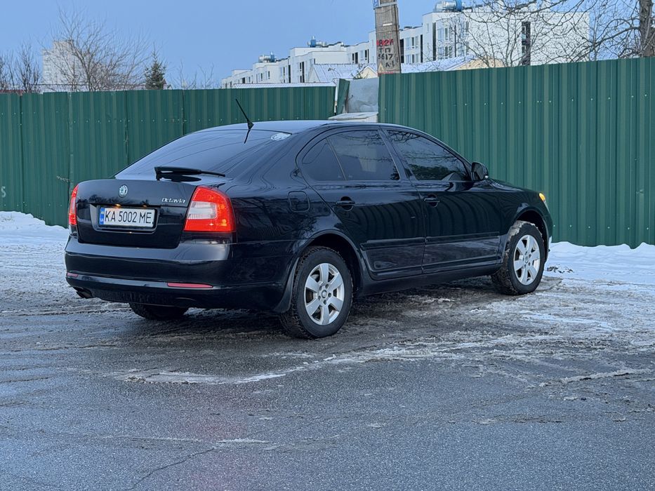 Продам Skoda Octavia 1.8