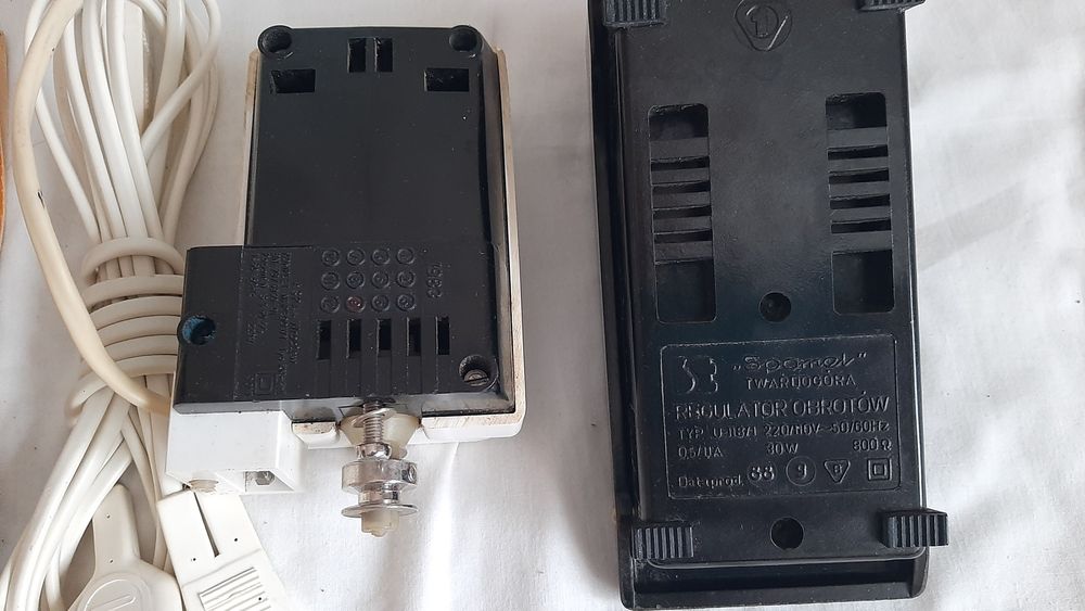 Новый польский электропривод ТУР 2 для швейной машинки .