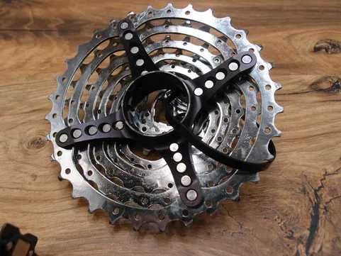 kaseta rowerowa Shimano Deore XT CS-M750 VIA Japan 9 biegowa 11-32 T