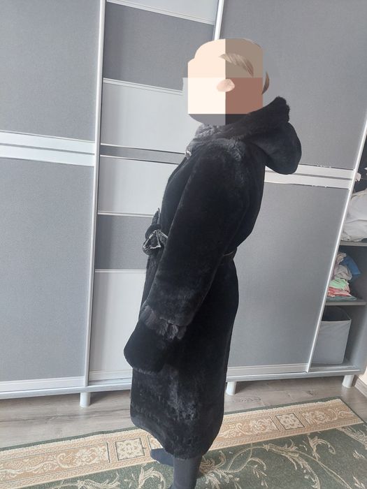 Жіноча шуба мутонова 42 р