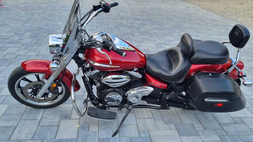 Yamaha XVS 950 Midnight Star ( Drag star)