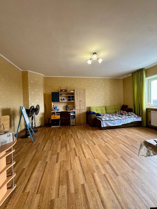 Продам дуже гарний будинок. Біля лівого берегу.
