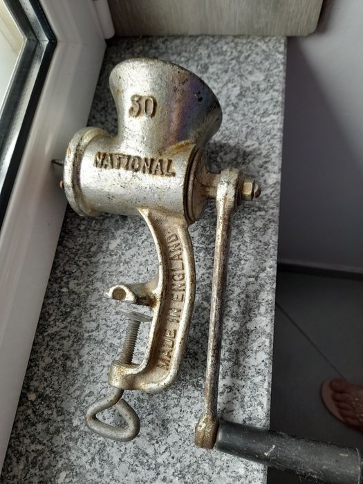 Maquina trituradora de carne