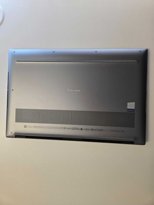 Dell Precision 64GB RAM 2TB NVME Quadro M4000M 17,3 Stacja robocz 7710