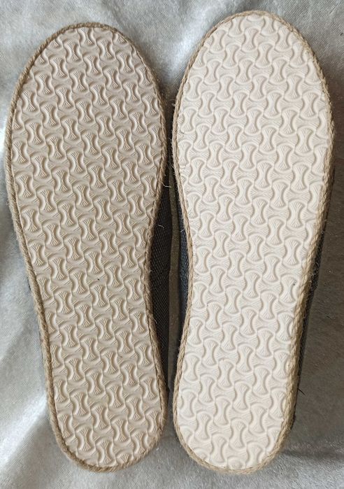 NOWE lekkie szare wsuwane espadryle LATINN, rozm. 37 / 23 cm