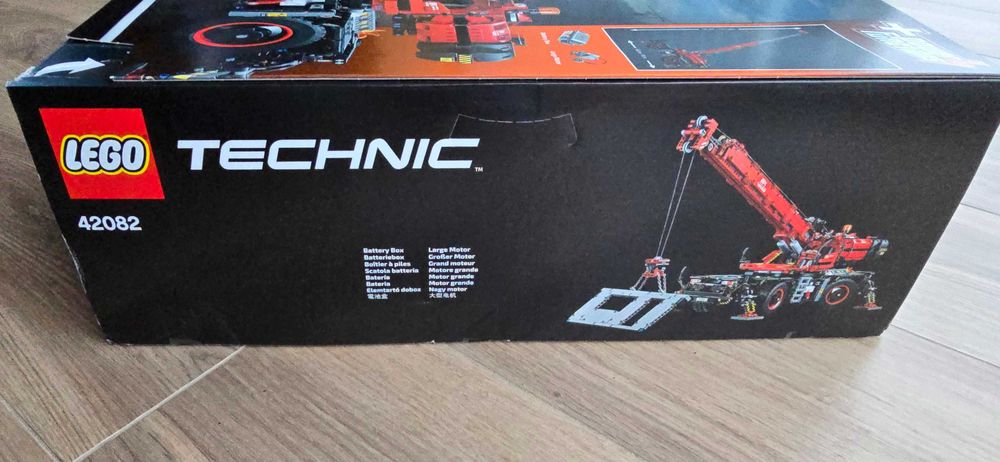 Lego Technic 42082 - Rough Terrain Crane