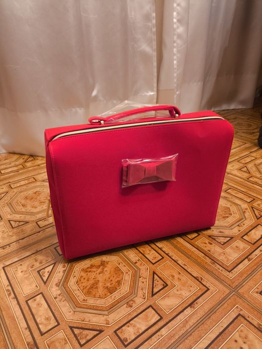 Косметичка estee lauder