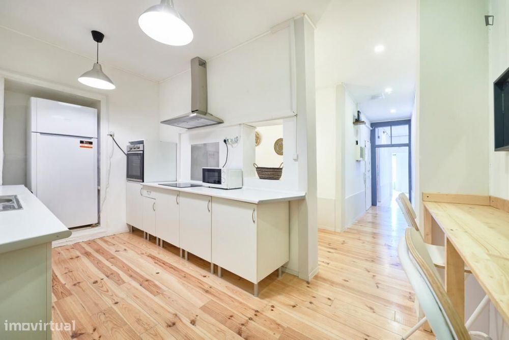 Quarto - localizado em Bairro Alto Lisbon