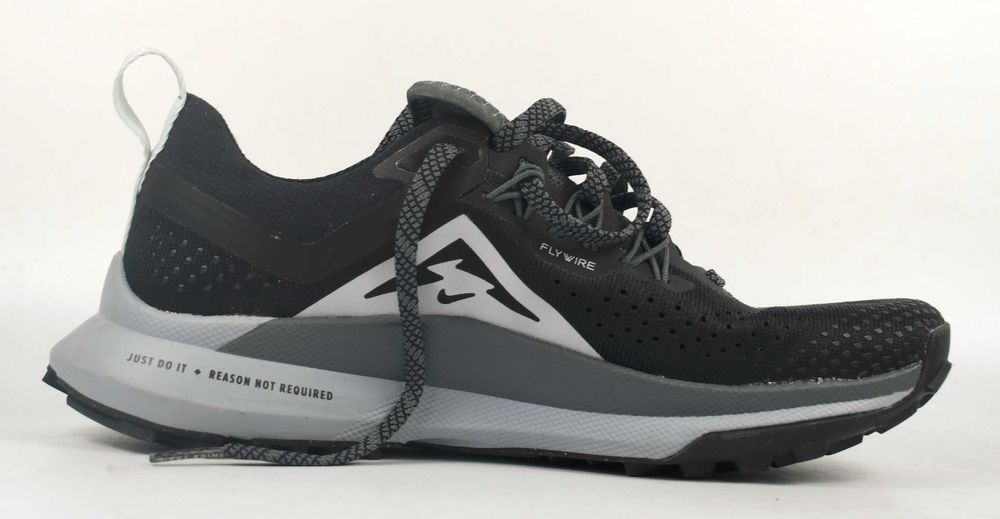 Nike Buty do biegania React Pegasus Trail 4 DJ6159  roz. 36,5