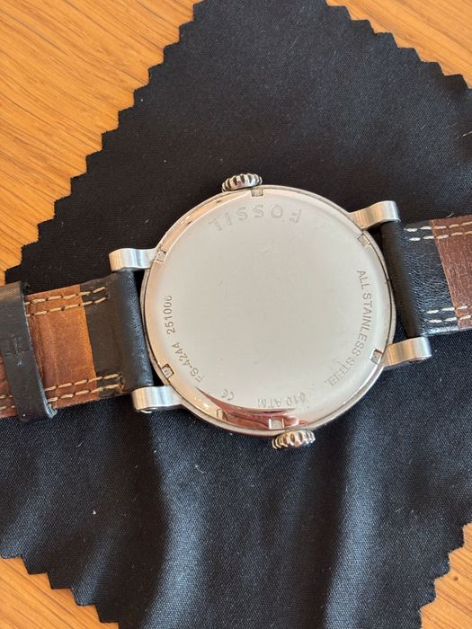 Relogio Fossil preto em excelente estado