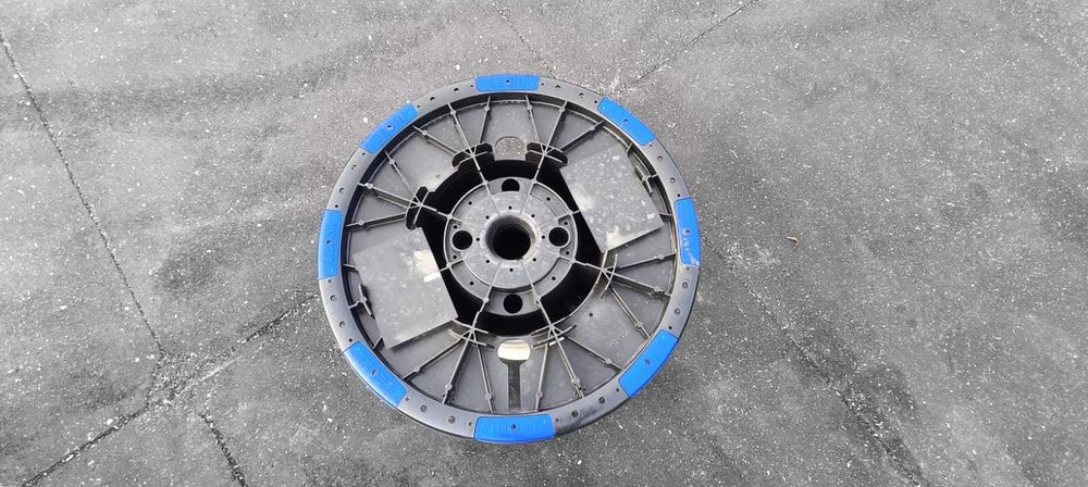 Szpula kablowa plastikowa Ø32 cm