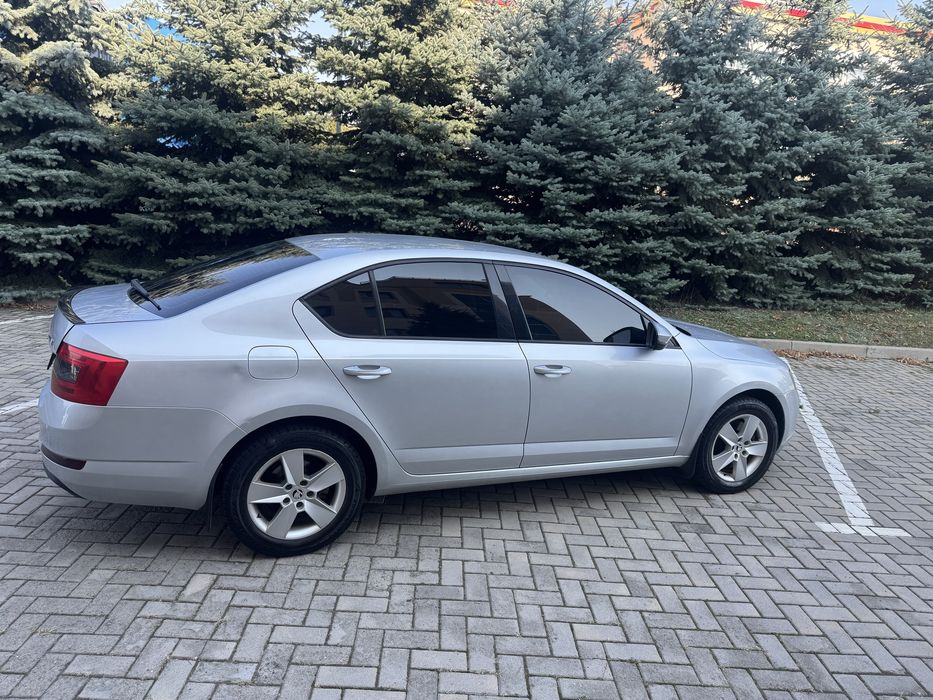 Skoda Octavia 2016 VIN Y6UAD2NEXHB006574 фото оголошення 6 з 8