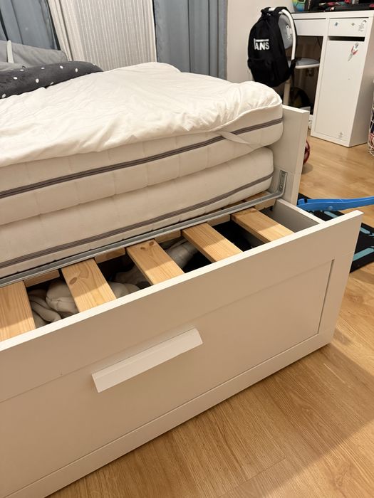 Cama IKEA Brimnes 80x200 + 2 colchões