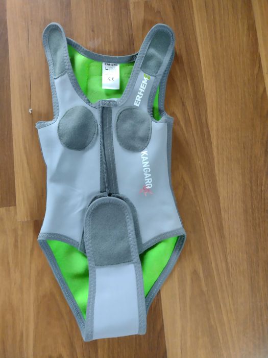 Sprzedam kamizelkę kangaroo